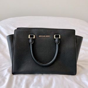 Michael Kors Selma black Saffiano leather bag